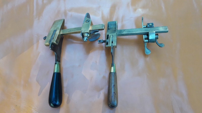 Comparaison couteau mécanique ancien et récent