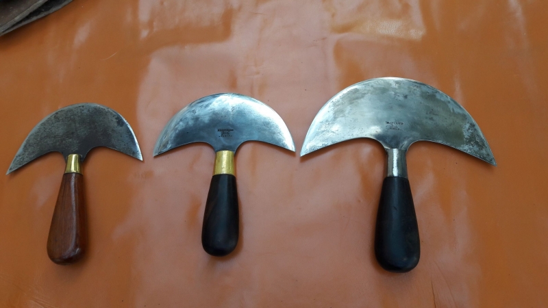 Comparaison couteau à pied ancien et récent