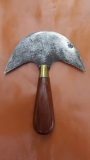 Comparaison couteau à pied ancien et récent