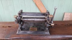 Machine à parer, bomber, jonctionner