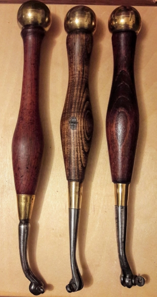 Comparatif griffes (dates supposées 1930-1950, 1970, 2000)