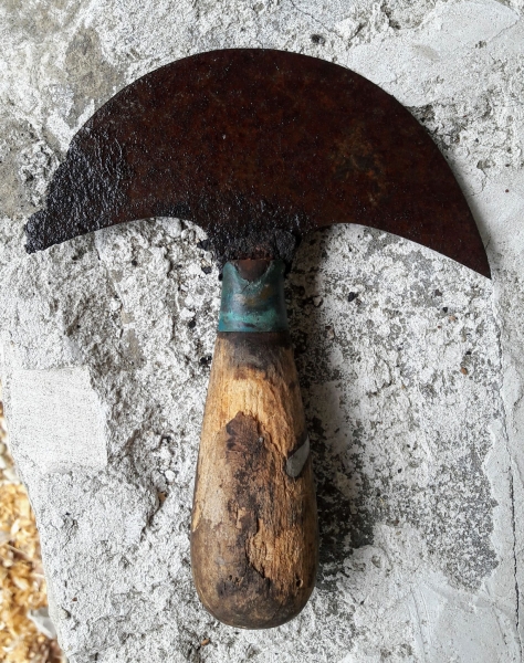 Couteau à pied (avant)