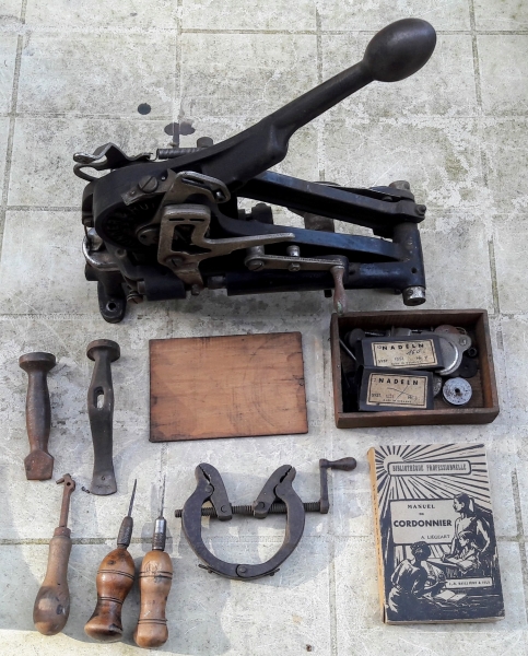 Outils cordonnier (Offert par Christian)