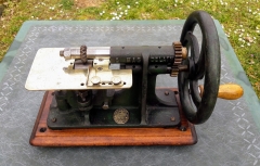 Machine MAGDELAIN