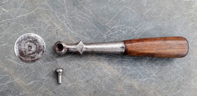 Couteau à tabac