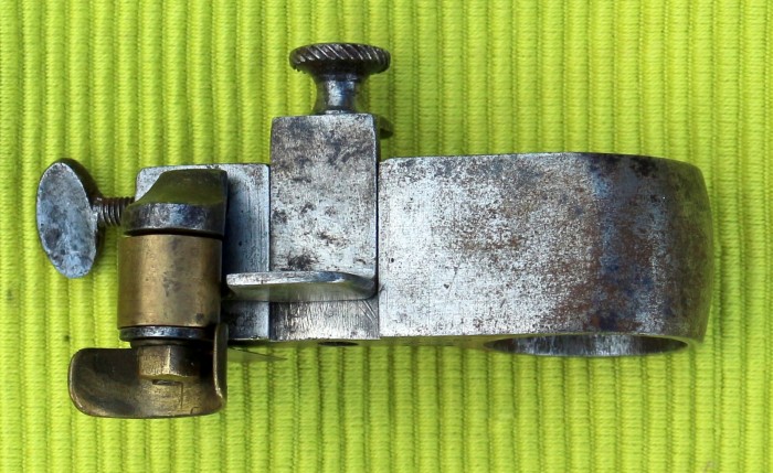 Blanchard ref 1105 couteau à lanières à brédir (4).JPG