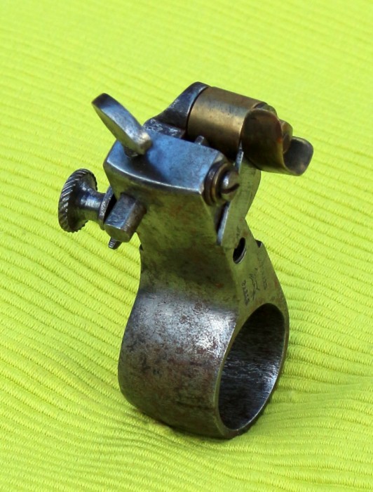 Blanchard ref 1105 couteau à lanières à brédir (6).JPG