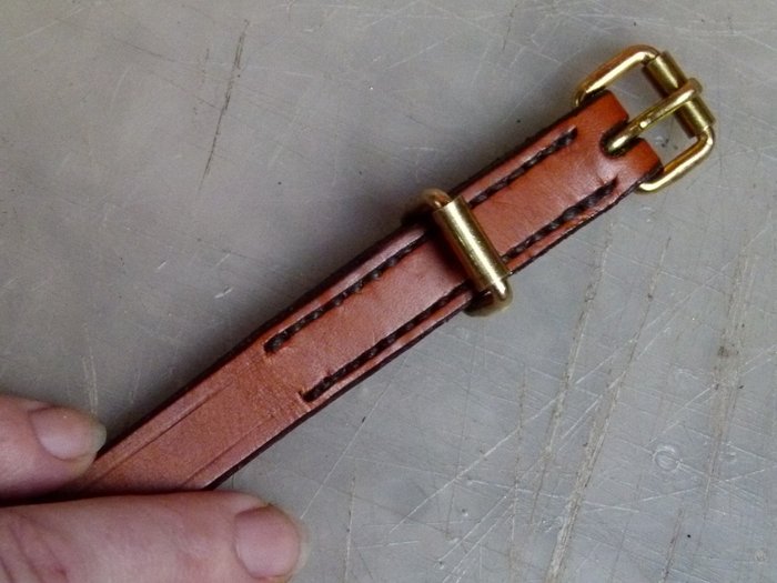 Bandoulière housse serpette (3).JPG