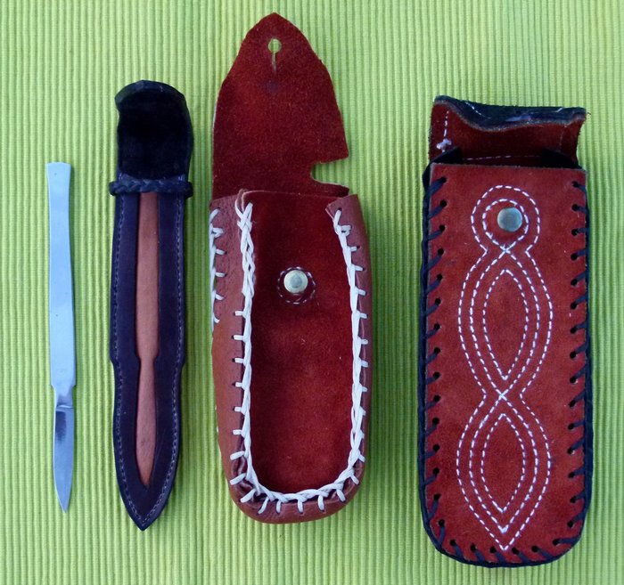 Etuis cuir (2) (Copier).JPG