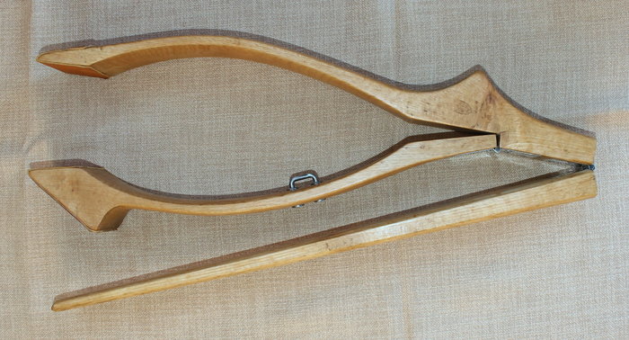 Pince à coudre ergonomique pliante (3).JPG