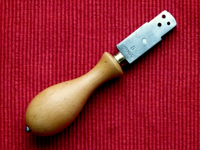 Couteau à lacet après (2) (Copier).JPG