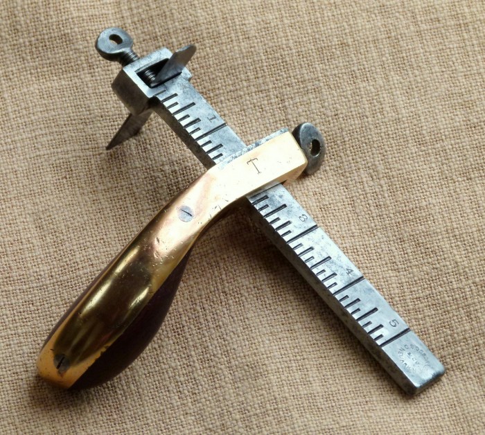 Leather draw gauge (2) (Copier).JPG